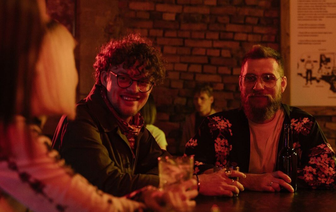 7 Bar Crawl Mistakes That Actually Undermine the Social and Health Benefits You’re After